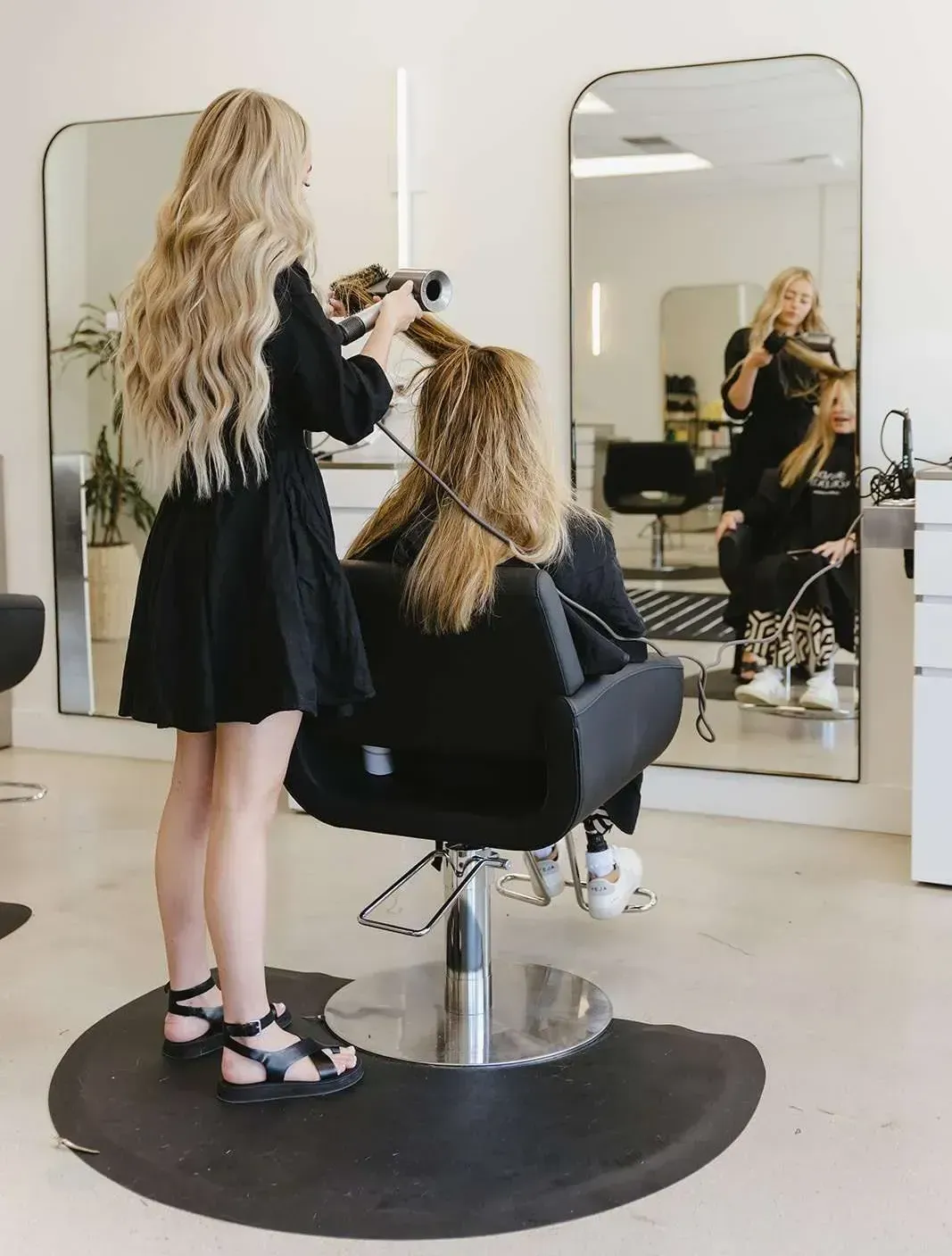 Extensions for Busy Moms: Easy Hair Solutions